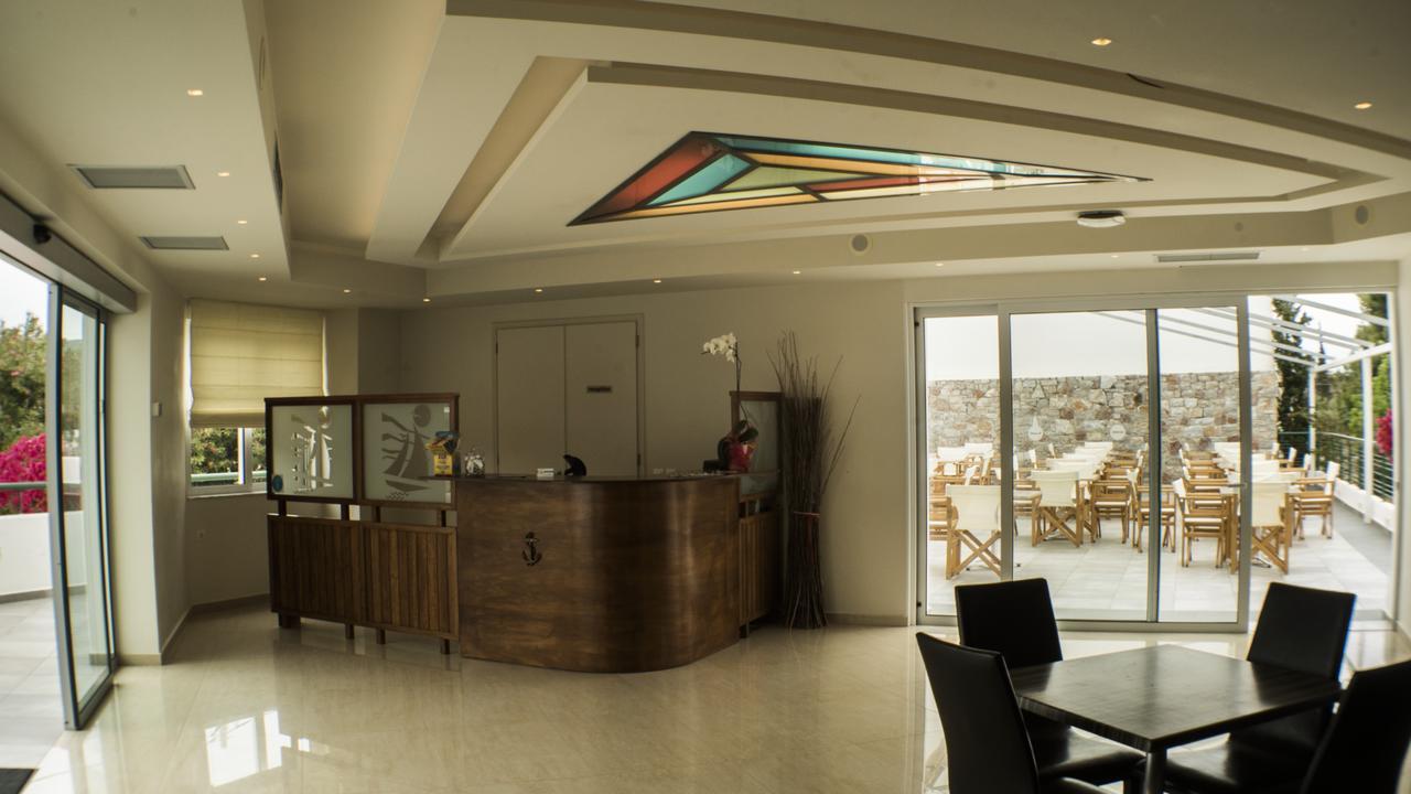 Junior Hotel Iria Extérieur photo