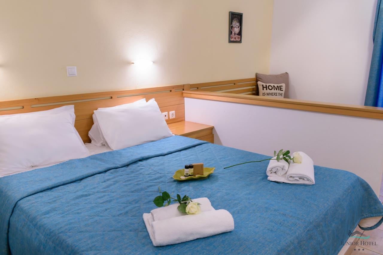 Junior Hotel Iria Extérieur photo